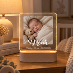 Erinnerungslicht fürs Baby aus Acrylglas mit Holzsockel