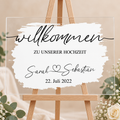 Personalisiertes Willkommensschild zur Hochzeit aus klarem 3 mm Acrylglas auf Staffelei