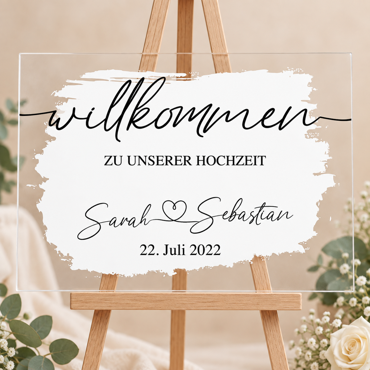 Personalisiertes Willkommensschild zur Hochzeit aus klarem 3 mm Acrylglas auf Staffelei