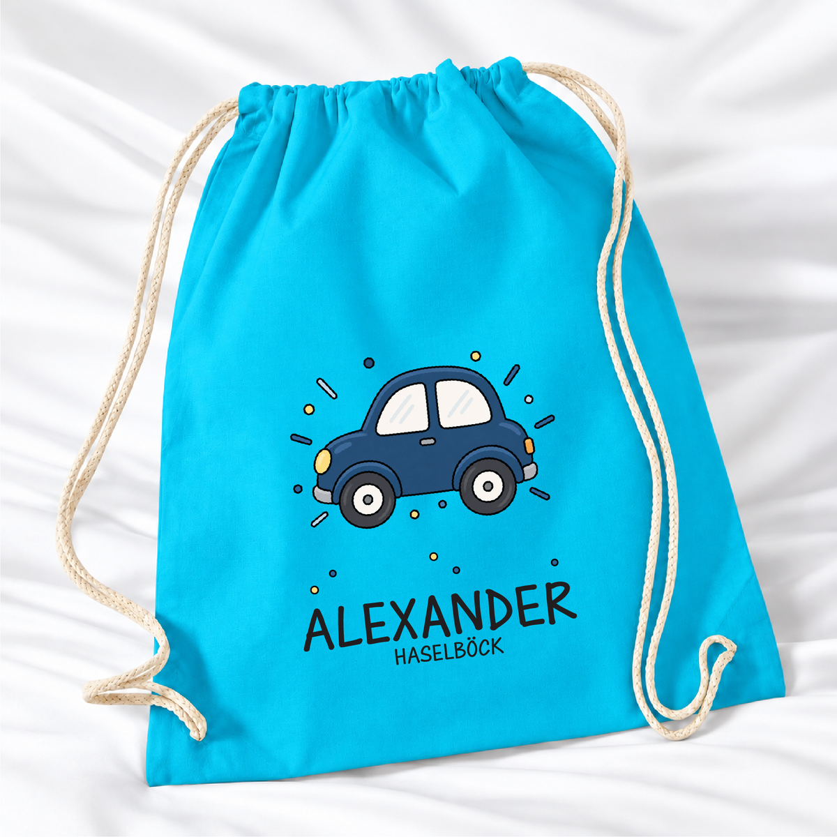 Personalisierter Auto-Turnbeutel in Hellblau mit Wunschname – Standard 140 g/m²